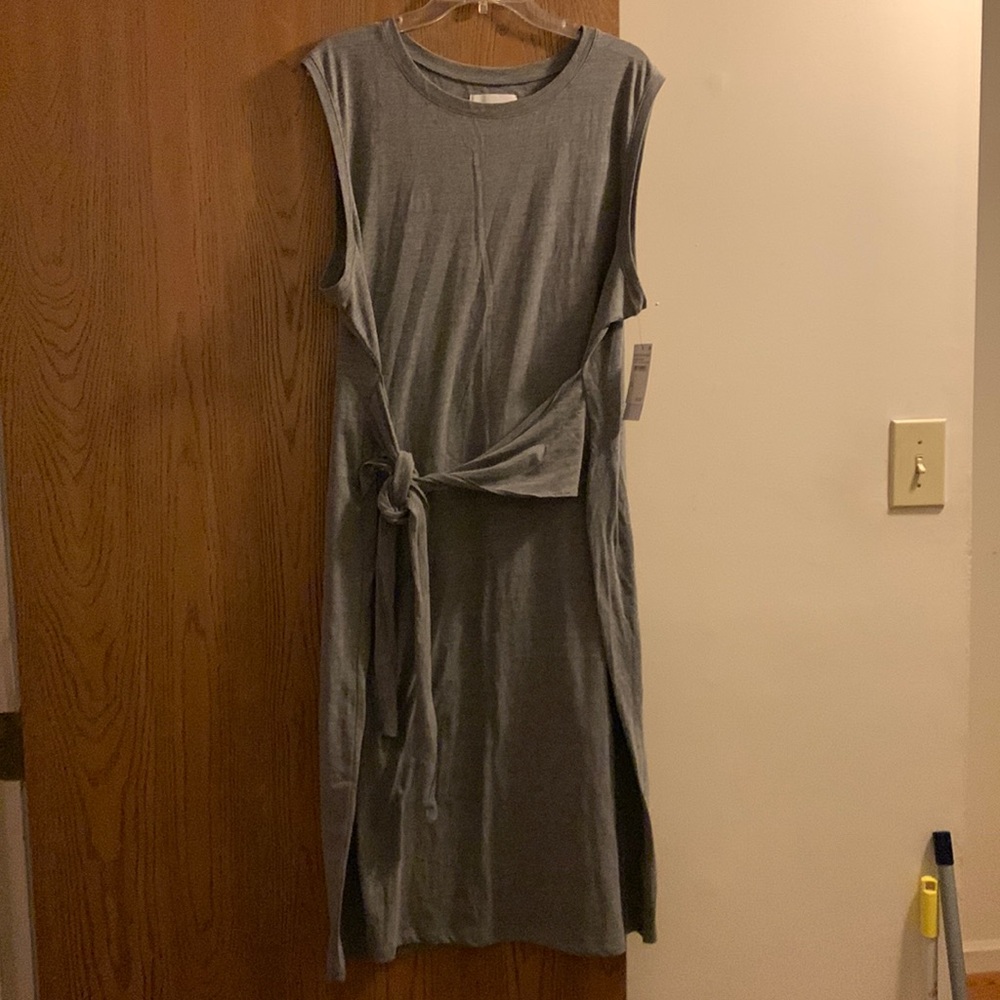 Woman’s knit dress, size 2X, Grey,